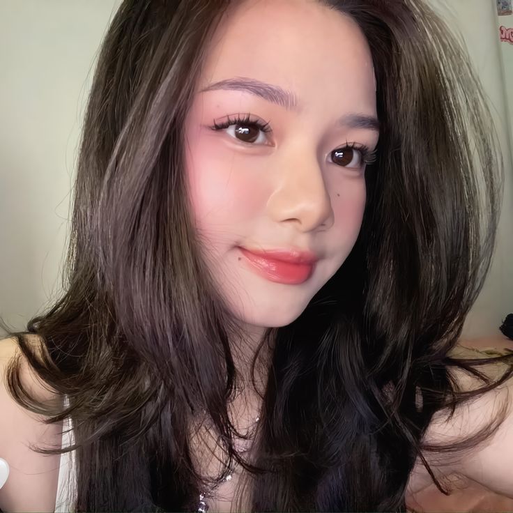 REGEN79 - Antarmuka Modern Visual Jernih Memukau